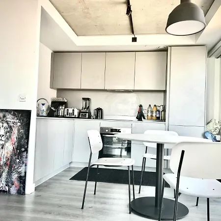 Captivating 2-bed Skyview In Leeds شقة ليدز